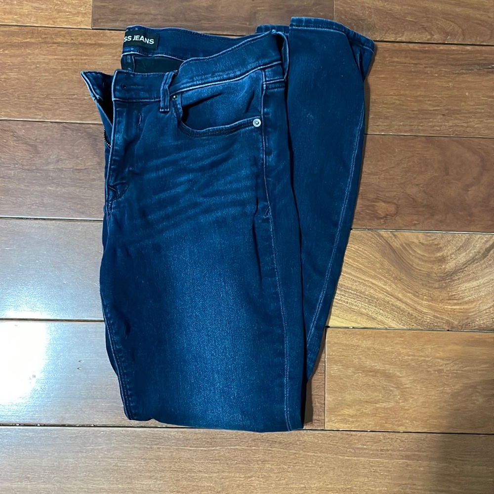 Express jeans.